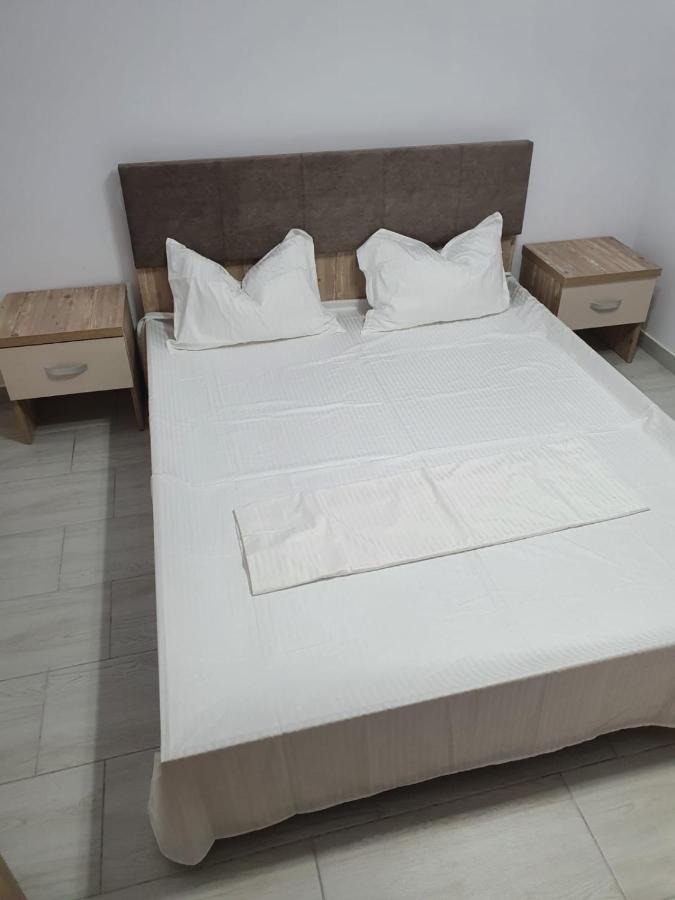 Zapp House Hotel Costinesti Buitenkant foto